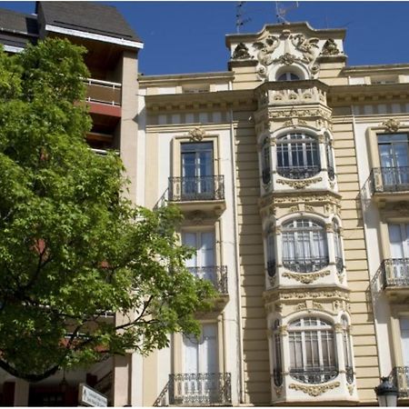 Casa Oroela Apartment Jaca Ngoại thất bức ảnh